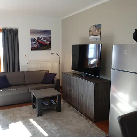 Apartment Apartment: Ski-close Terrace Retreat *